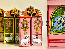 Kathanik . कथनिक ☀ Kaavad a Wooden Shrine - Bal Krishna { Single piece } ~ 3